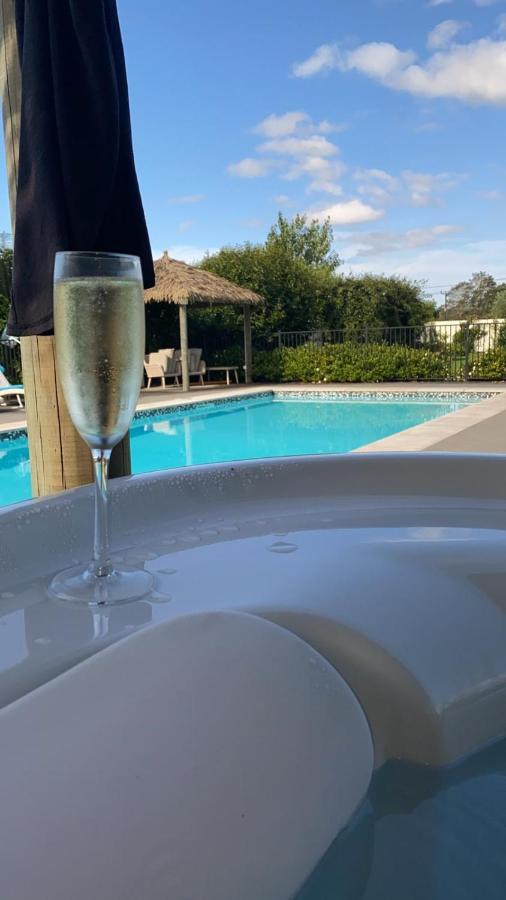 Te Whare Ma Bed & Breakfast Kerikeri Exterior foto